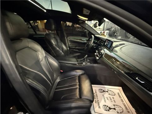 Used 2018 BMW 540i image 31