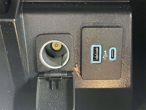 Certified 2023 Ford Explorer ST-Line w/ Class IV Trailer Tow Package image 23