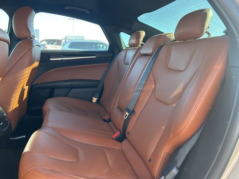 Used 2019 Ford Fusion Titanium image 10