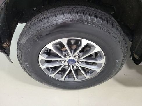 Used 2020 Ford F150 XLT w/ Equipment Group 302A Luxury AWD/4WD image 42