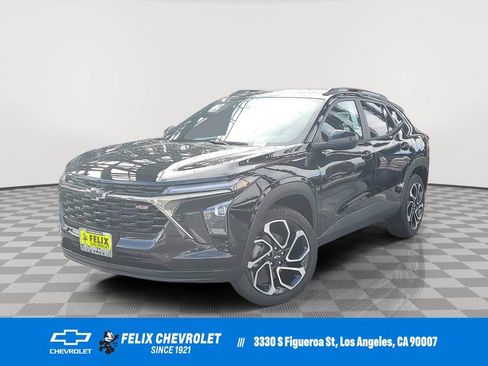 New 2026 Chevrolet Trax RS image 1