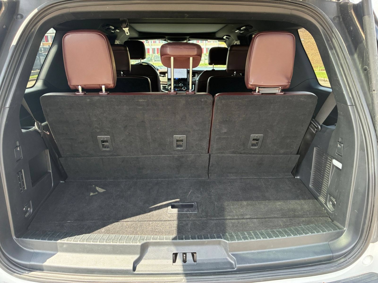 Used 2024 Ford Expedition Limited AWD/4WD image 35