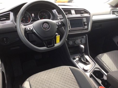 Used 2018 Volkswagen Tiguan S AWD/4WD image 18