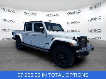 Used 2022 Jeep Gladiator Sport