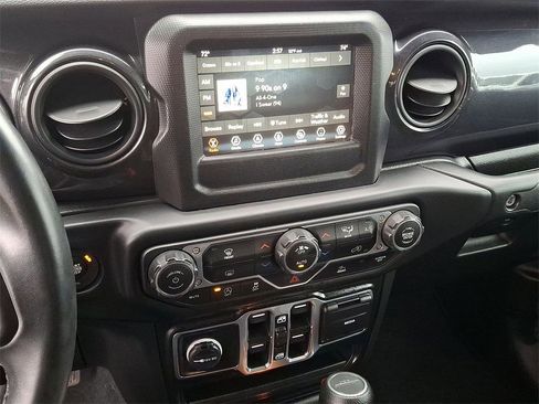 Certified 2022 Jeep Gladiator Sport image 16