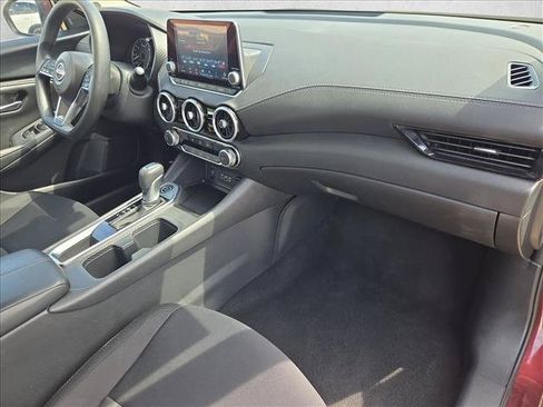 Used 2025 Nissan Sentra SV FWD image 21