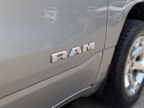 Used 2022 RAM 1500 Big Horn AWD/4WD image 14