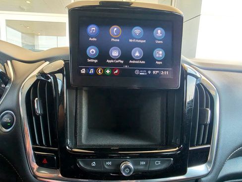 Used 2023 Chevrolet Traverse LT FWD image 55