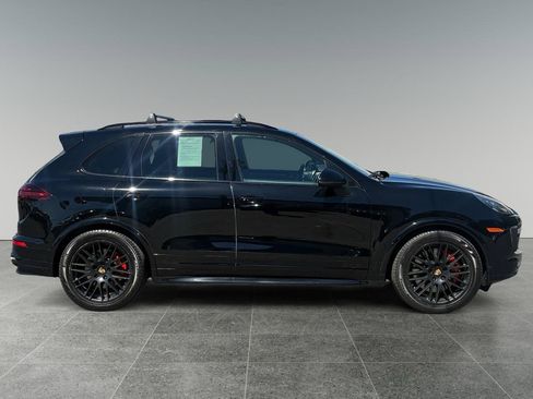 Used 2016 Porsche Cayenne GTS AWD/4WD image 7
