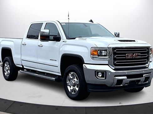 Used 2019 GMC Sierra 3500 SLT w/ Duramax Plus Package image 2