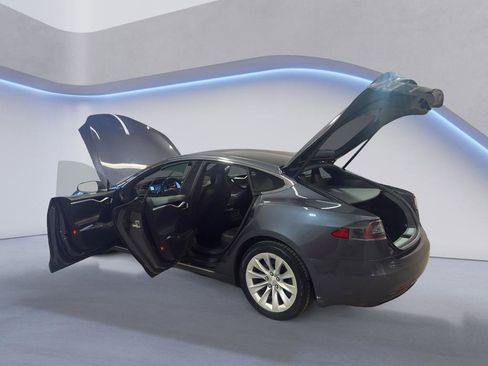 Used 2017 Tesla Model S 100D image 10