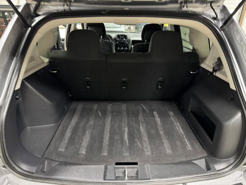 Used 2017 Jeep Compass Sport w/ Power Value Group AWD/4WD image 13