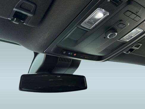 Certified 2024 GMC Yukon SLT RWD image 19