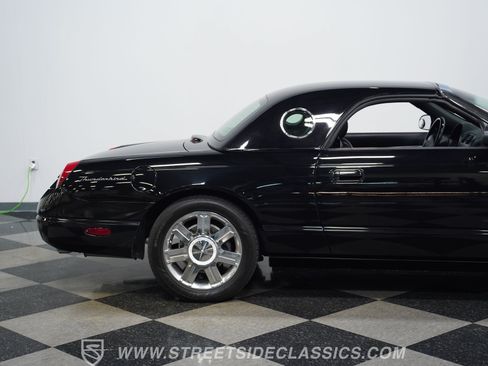 Used 2005 Ford Thunderbird RWD image 29