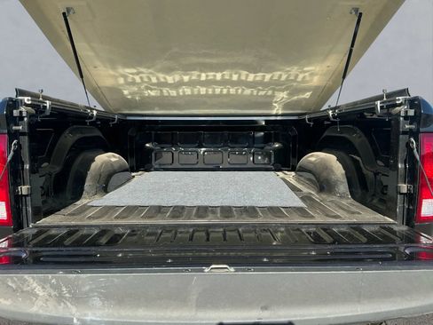 Used 2017 RAM 1500 Express image 17