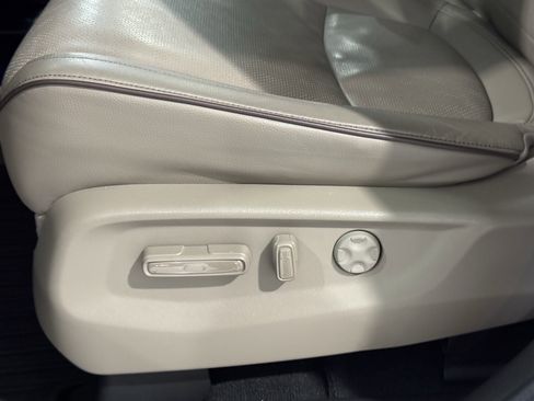 Used 2024 Honda Odyssey Elite image 28