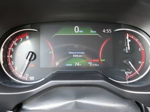 Used 2025 Toyota RAV4 XLE FWD image 27