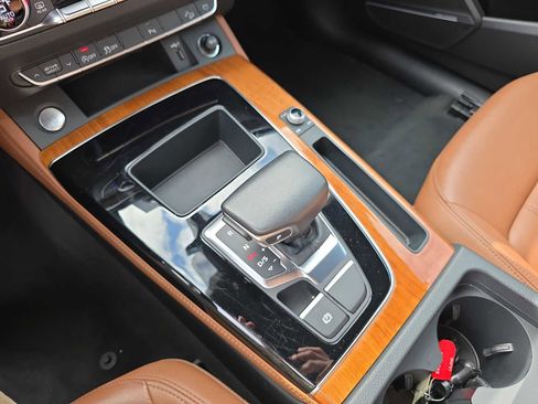 Used 2023 Audi Q5 2.0T Premium Plus image 13