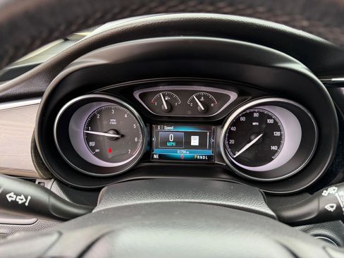 Used 2019 Buick Envision Essence image 19