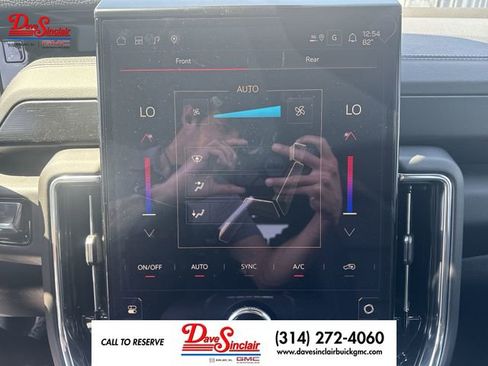 New 2026 GMC Yukon XL Denali w/ Denali Reserve Package AWD/4WD image 19