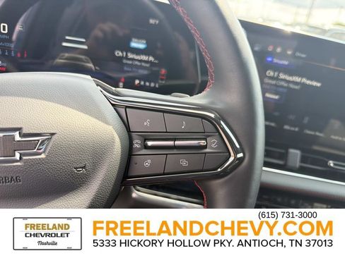 Used 2025 Chevrolet Equinox RS w/ Convenience Package III FWD image 28