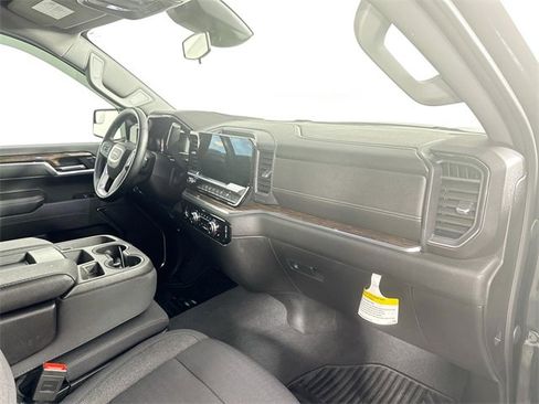 Used 2023 GMC Sierra 1500 Elevation image 28
