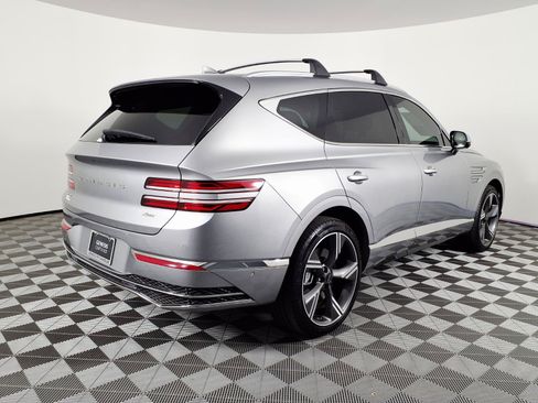 Certified 2026 Genesis GV80 2.5T Prestige AWD/4WD image 4