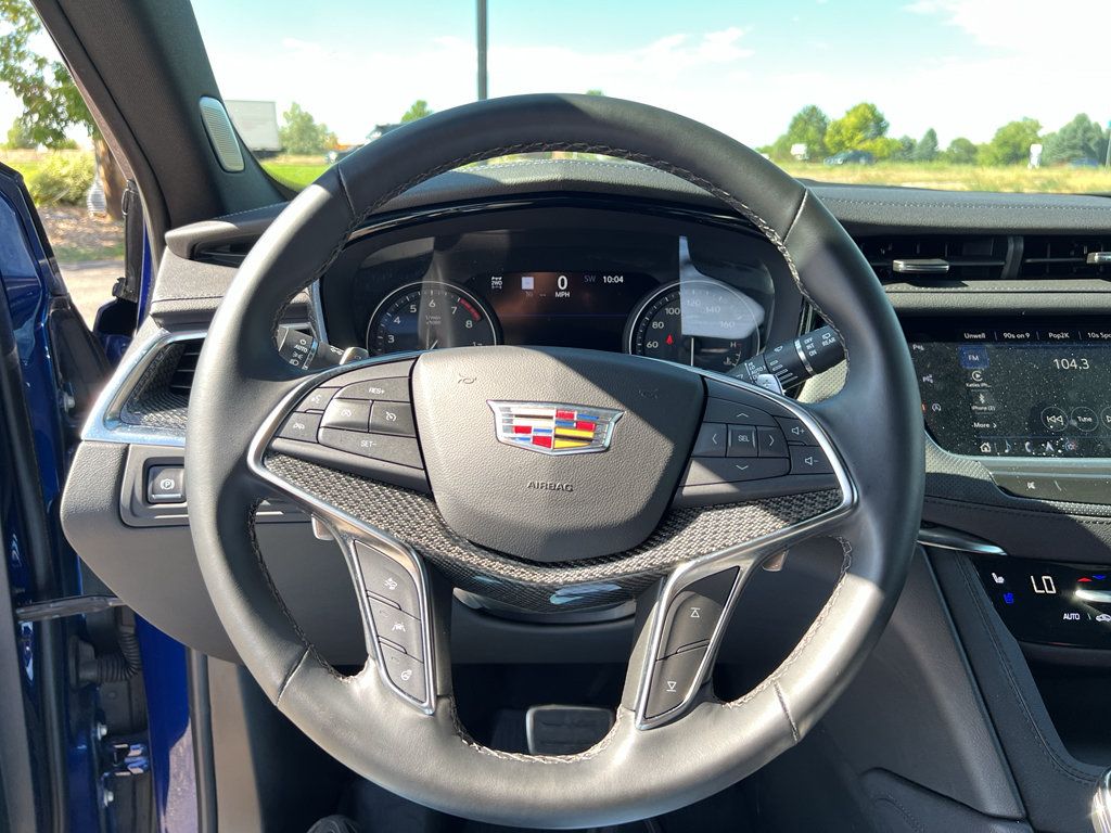 Certified 2026 Cadillac XT5 Sportv w/ LPO, Floor Liner Package AWD/4WD image 15