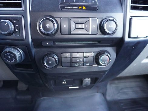 Used 2017 Ford F150 XL w/ Equipment Group 101A Mid image 16