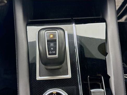 Used 2022 Mitsubishi Outlander SE image 18