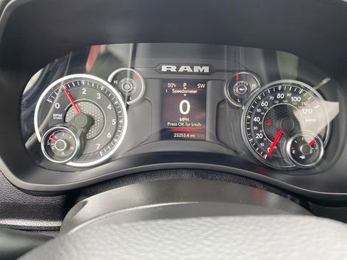 Used 2021 RAM 1500 Laramie AWD/4WD image 11