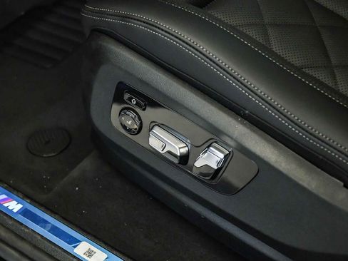 New 2026 BMW X6 xDrive40i w/ Climate Comfort Package image 24