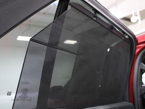 Used 2020 Ford Explorer Limited image 23