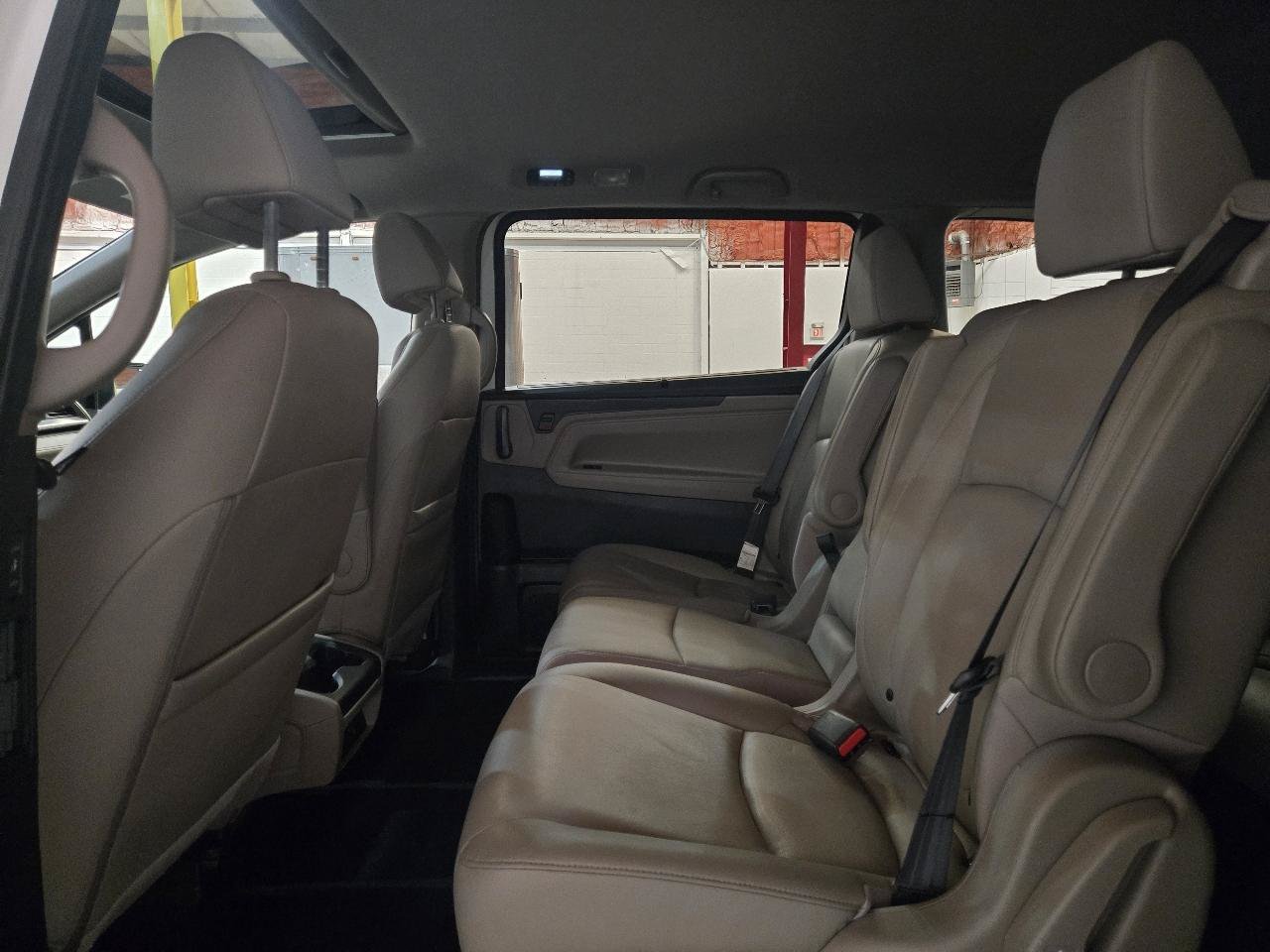 Used 2018 Honda Odyssey EX-L image 22