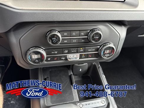 New 2026 Ford Bronco Outer Banks AWD/4WD image 18