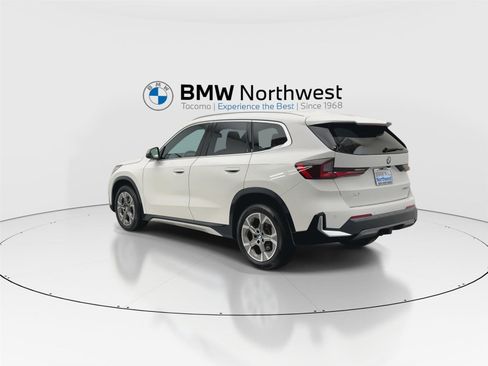 Used 2023 BMW X1 xDrive28i w/ Premium Package image 12