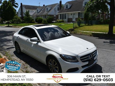 Used 2018 Mercedes-Benz C 300 4MATIC Sedan image 4
