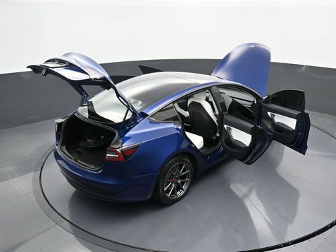 Used 2021 Tesla Model 3 Long Range image 43