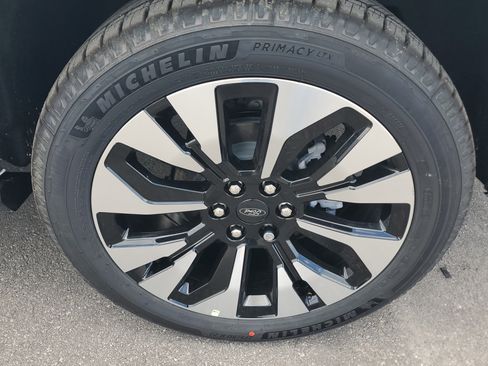 New 2026 Ford Expedition Max Platinum AWD/4WD image 7