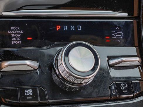 New 2025 Jeep Grand Cherokee Summit image 28