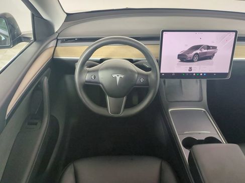 Used 2023 Tesla Model Y Long Range AWD/4WD image 19