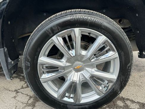 Used 2023 Chevrolet Silverado 1500 High Country w/ High Country Premium Package image 11