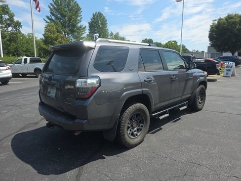 Used 2019 Toyota 4Runner SR5 Premium AWD/4WD image 8