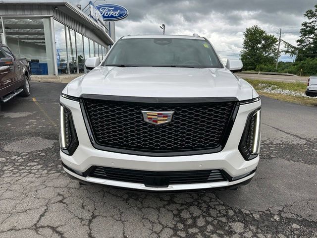 Used 2025 Cadillac Escalade Sport w/ Touring Package AWD/4WD image 8
