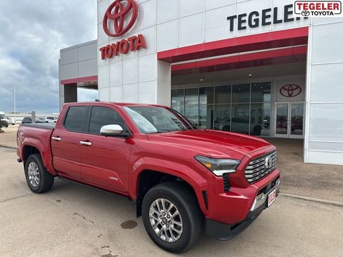 Used 2026 Toyota Tacoma Limited AWD/4WD image 1