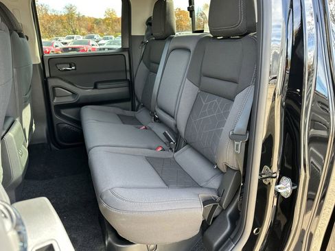 New 2026 Nissan Frontier SV w/ Tow Package AWD/4WD image 19