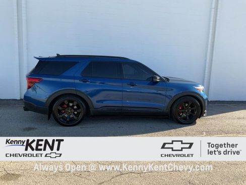 Used 2022 Ford Explorer ST w/ Equipment Group 401A image 3