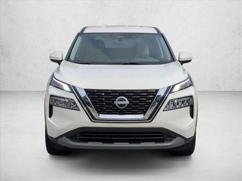 Used 2023 Nissan Rogue SV AWD/4WD image 2