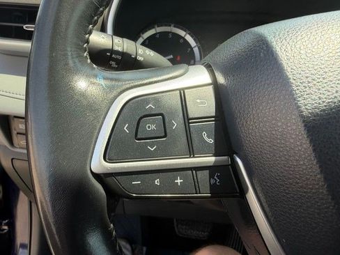 Used 2022 Toyota Highlander XLE AWD/4WD image 15