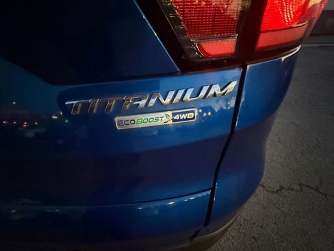 Used 2017 Ford Escape Titanium w/ Equipment Group 301A AWD/4WD image 16